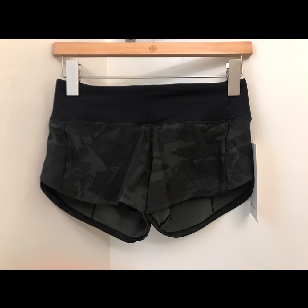 Lululemon Speed Up Shorts size 2 2.5"